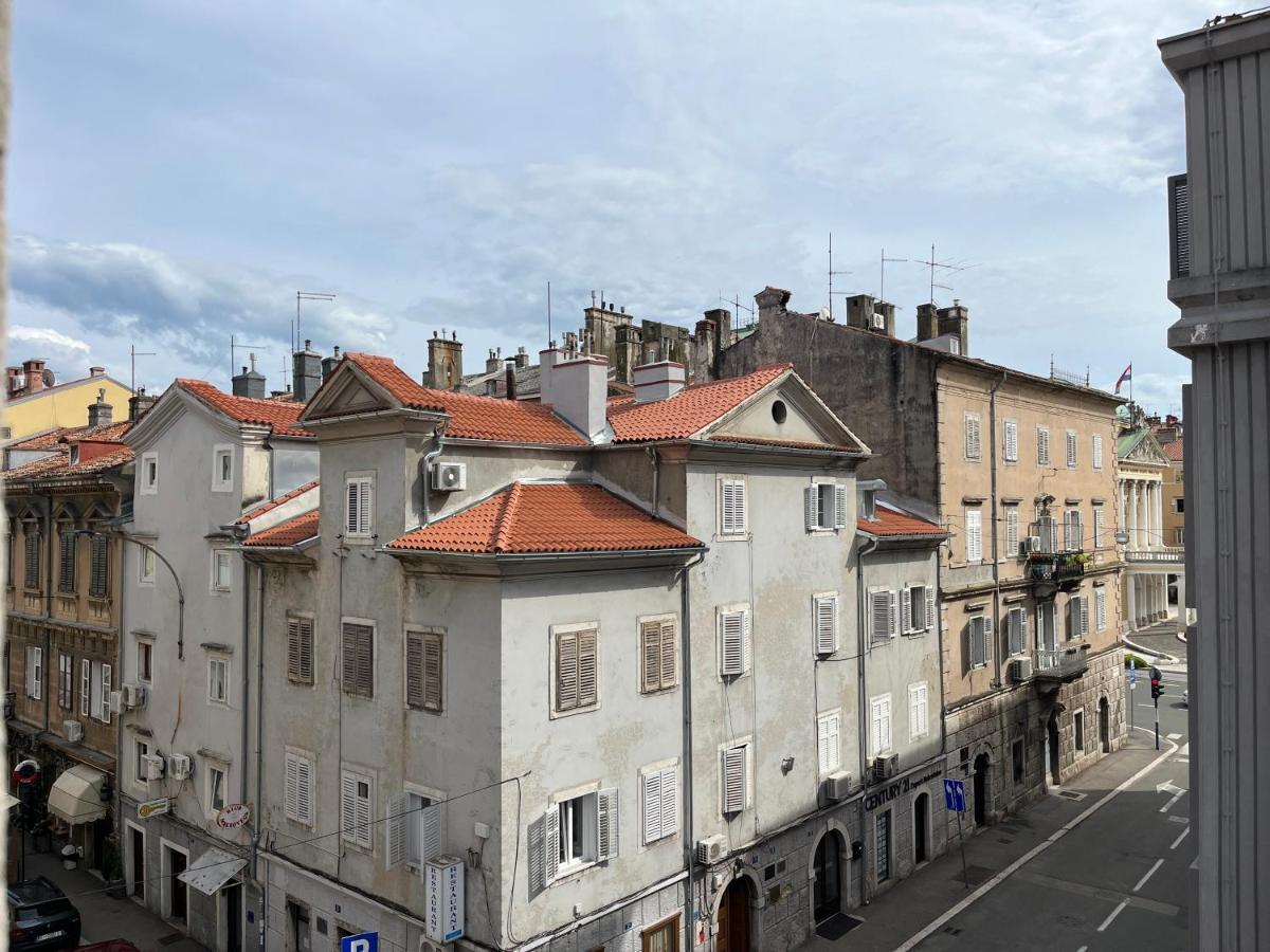 Apartman Lora Apartment Rijeka Exterior photo