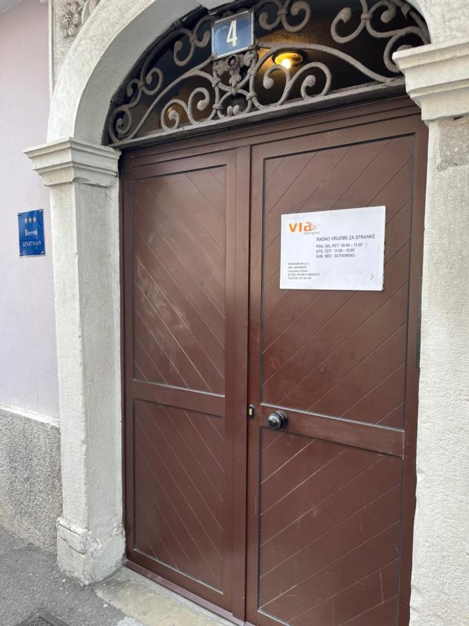 Apartman Lora Apartment Rijeka Exterior photo